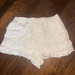 L SPACE white lace detail cover up shorts